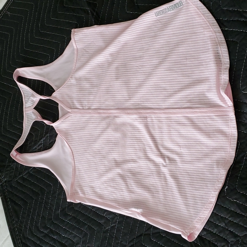 2 Active workout tops - Picture 6 of 6
